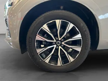 VOLVO XC60 B5 AWD Aut Leder-Beige PilotAssist BLIS 19'