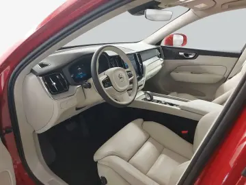 VOLVO XC60 B5 B AWD Core