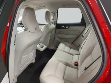 VOLVO XC60 B5 B AWD Core