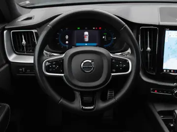 Volvo XC 60 T8 Twin Engine AWD R-Design