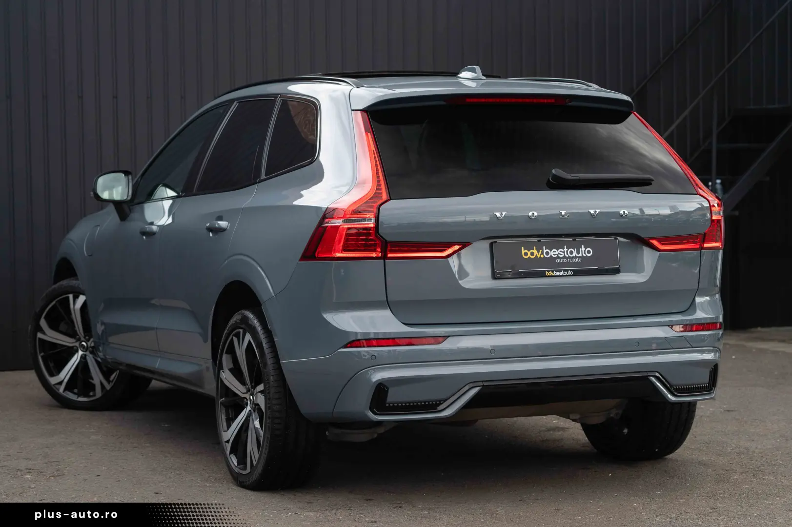 Volvo XC 60 T8 Twin Engine AWD R-Design