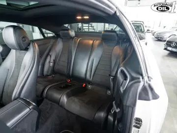 MERCEDES-BENZ E 220d  Coupé 4M 9G-T  PANORAMA AMG TOTWINKEL