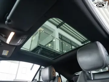 MERCEDES-BENZ E 220d  Coupé 4M 9G-T  PANORAMA AMG TOTWINKEL