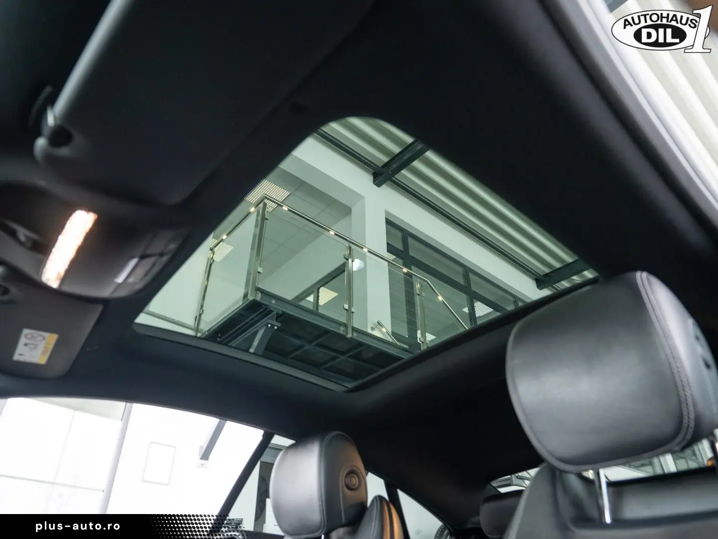 MERCEDES-BENZ E 220d  Coupé 4M 9G-T  PANORAMA AMG TOTWINKEL