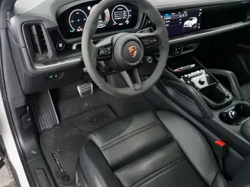 PORSCHE Cayenne Coupe E-Hybrid Kreide P-Display HUD AHK