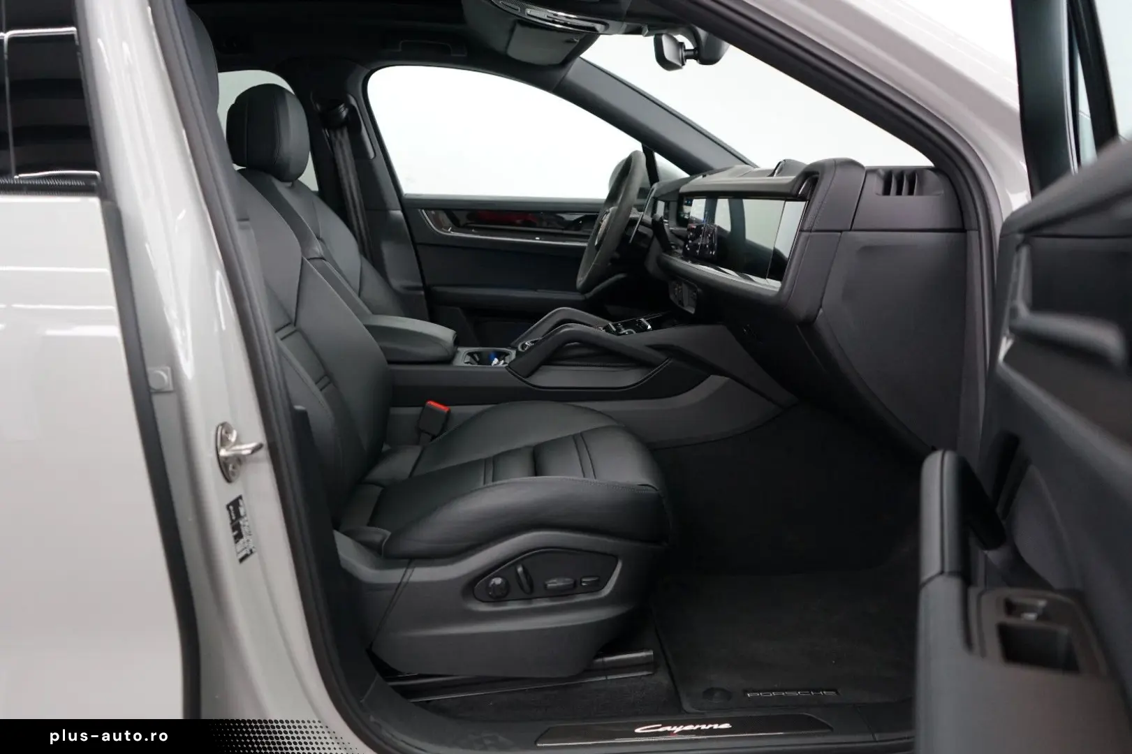 PORSCHE Cayenne Coupe E-Hybrid Kreide P-Display HUD AHK