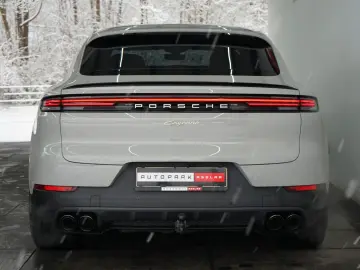 PORSCHE Cayenne Coupe E-Hybrid Kreide P-Display HUD AHK