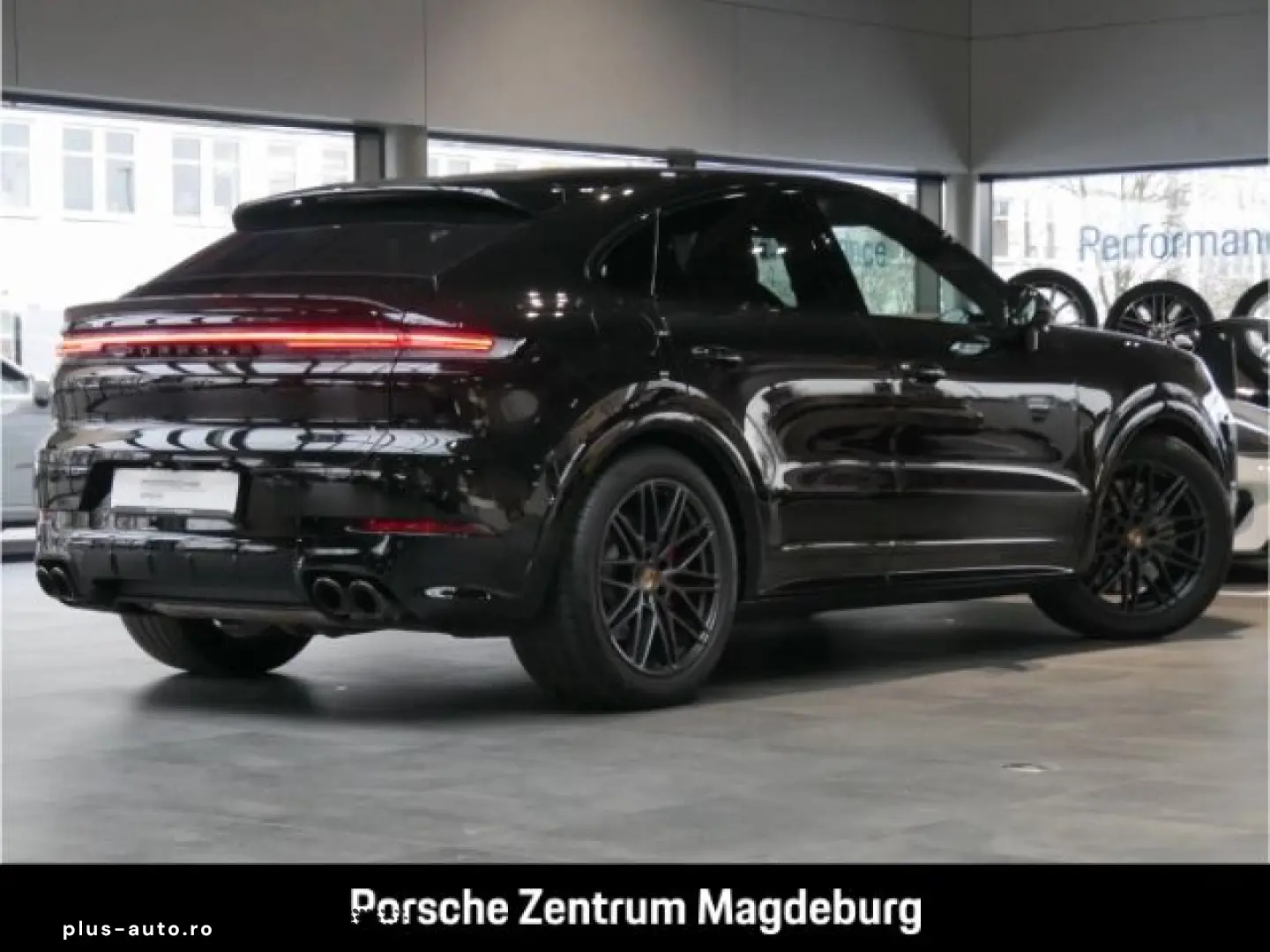 PORSCHE Cayenne GTS Coupe INNO HEAD-UP PRIVACY