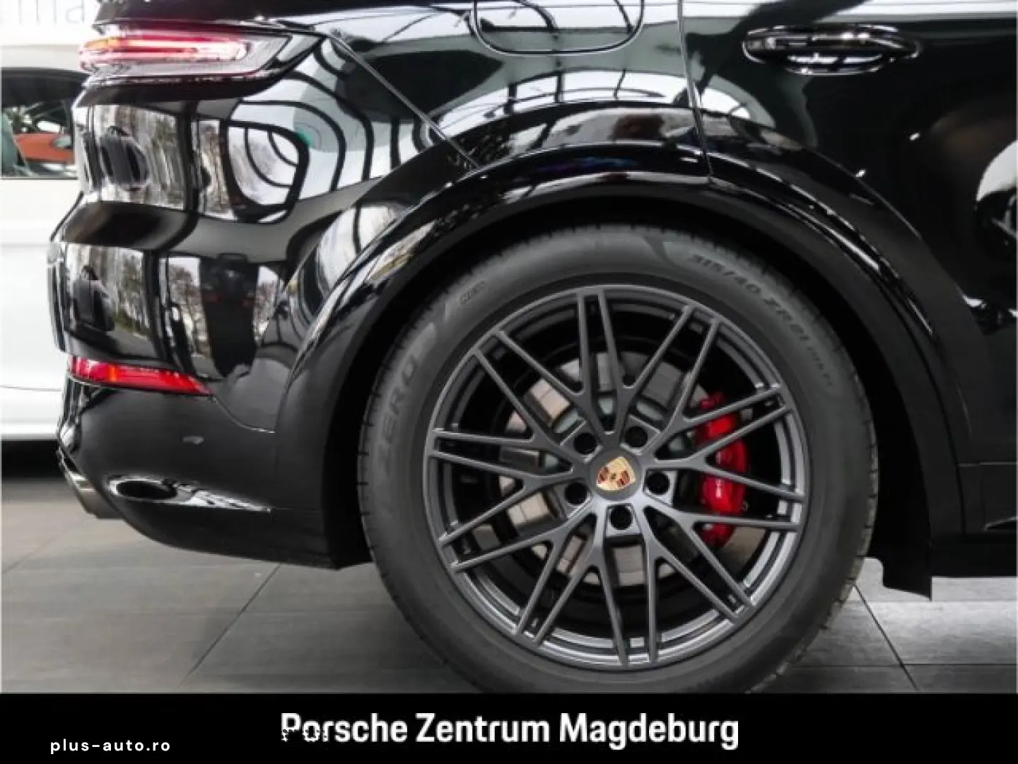 PORSCHE Cayenne GTS Coupe INNO HEAD-UP PRIVACY