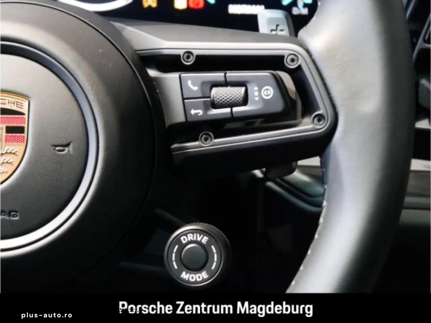 PORSCHE Cayenne GTS Coupe INNO HEAD-UP PRIVACY