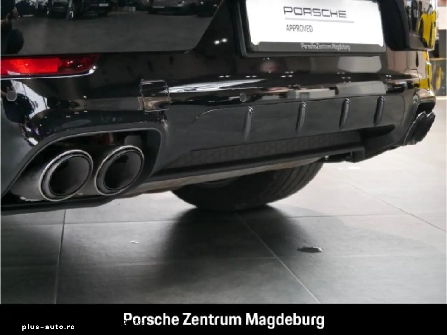 PORSCHE Cayenne GTS Coupe INNO HEAD-UP PRIVACY