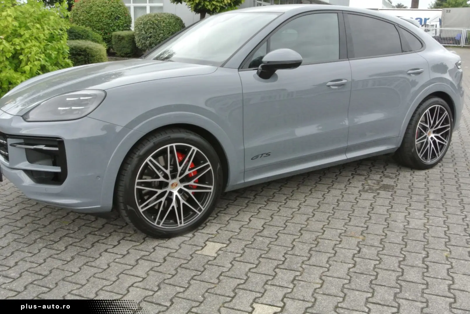 PORSCHE Cayenne Coupe GTS artik 3 display 22  14 wege