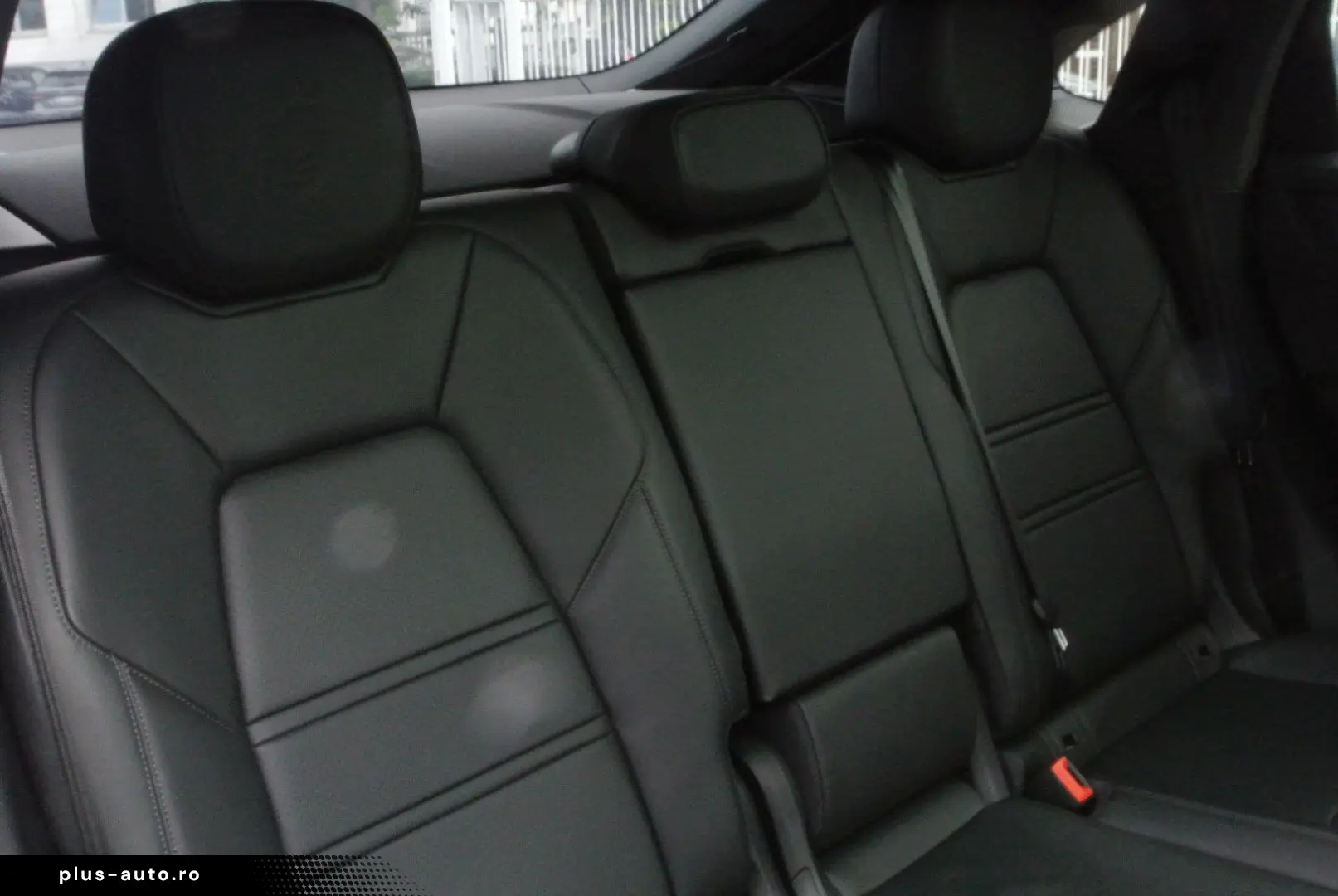 PORSCHE Cayenne Coupe GTS artik 3 display 22  14 wege