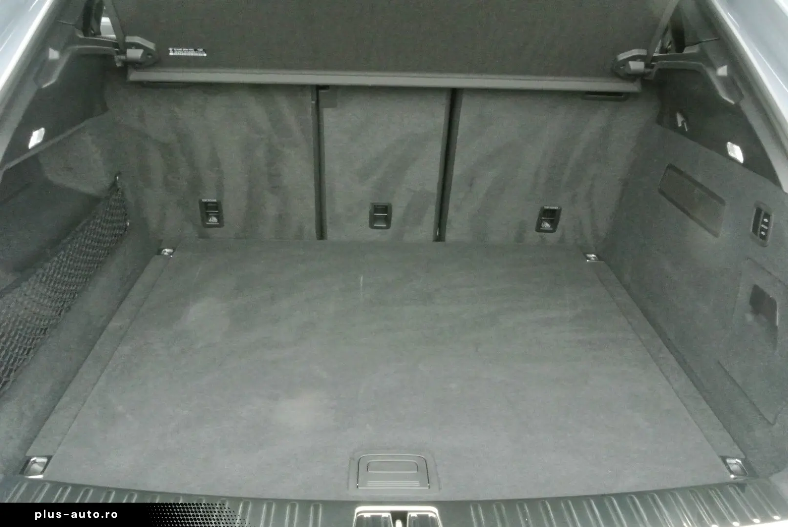 PORSCHE Cayenne Coupe GTS artik 3 display 22  14 wege