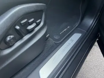 PORSCHE Cayenne Coupe S E-Hybrid Head Up · InnoDrive