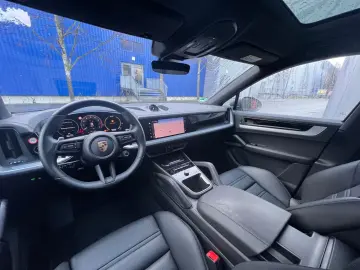 PORSCHE Cayenne Coupe S E-Hybrid Head Up · InnoDrive