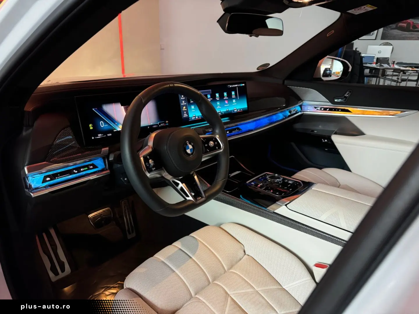 BMW 740d xD 4xMASSG MPRO SKY TV KRIST EXC.LNG B&W 21