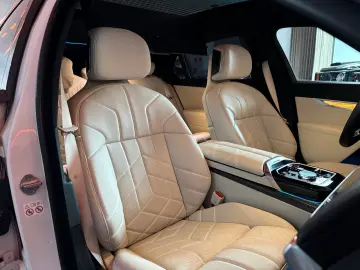 BMW 740d xD 4xMASSG MPRO SKY TV KRIST EXC.LNG B&W 21