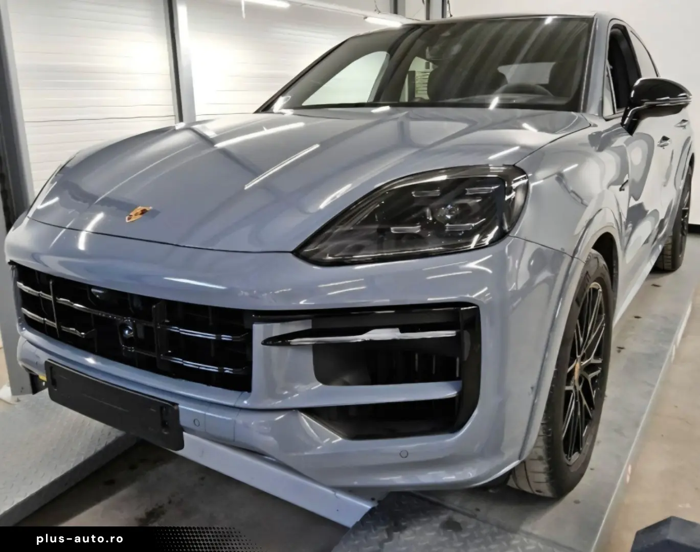 PORSCHE Cayenne Coupe S E-Hybrid Sport Design Paket HAL