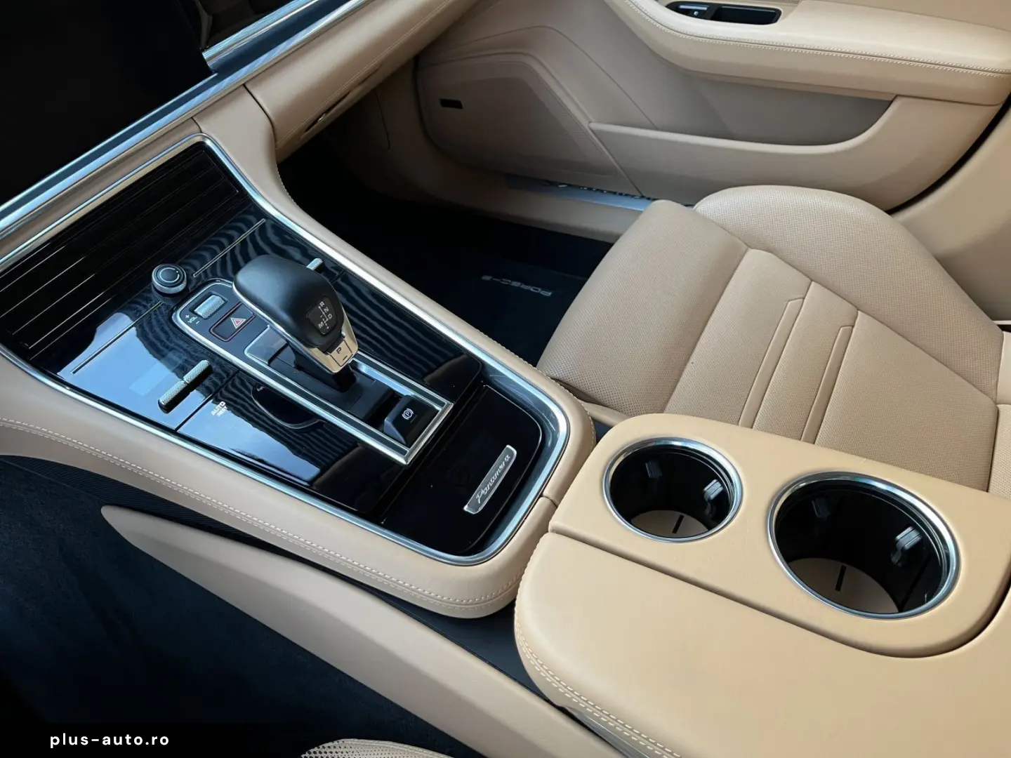 PORSCHE Panamera 4S E-Hybrid Pano. BOSE  PDLS  Sportabf.