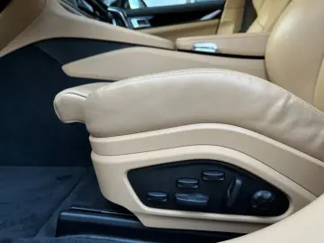 PORSCHE Panamera 4S E-Hybrid Pano. BOSE  PDLS  Sportabf.