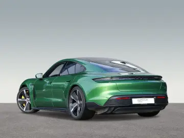 PORSCHE Taycan Turbo S Burmester Clubleder Nachtsicht