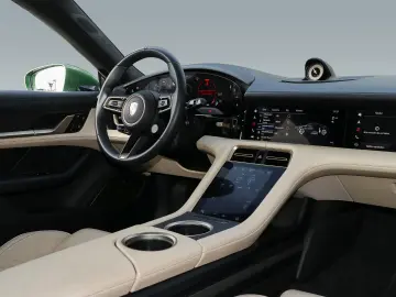 PORSCHE Taycan Turbo S Burmester Clubleder Nachtsicht