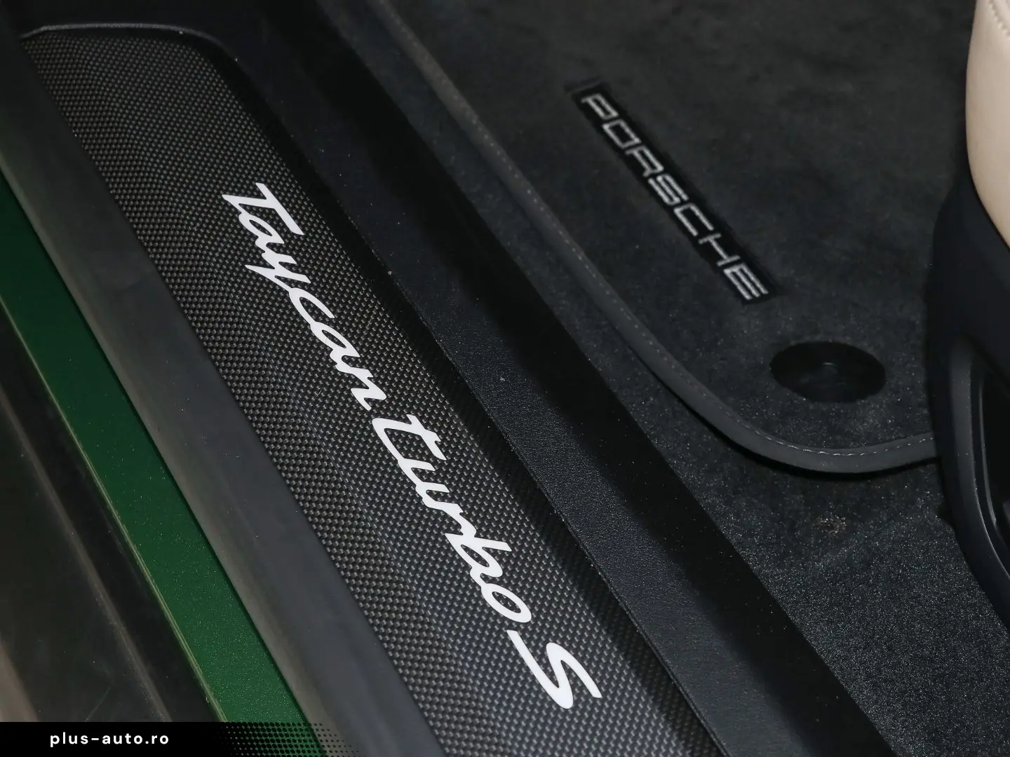 PORSCHE Taycan Turbo S Burmester Clubleder Nachtsicht