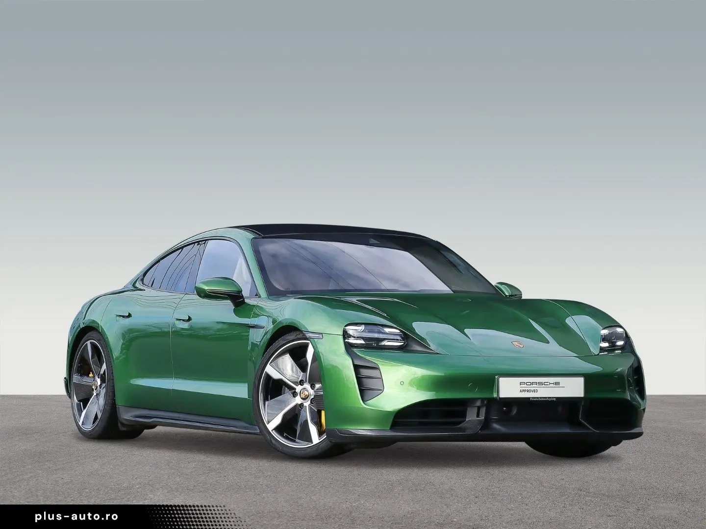 PORSCHE Taycan Turbo S Burmester Clubleder Nachtsicht