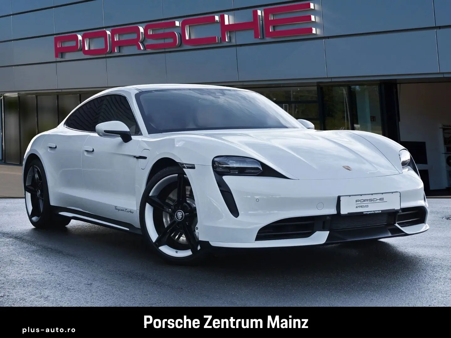 PORSCHE Taycan Turbo Pano Beifahrerdisplay 18WegeSitze