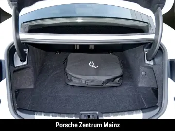 PORSCHE Taycan Turbo Pano Beifahrerdisplay 18WegeSitze