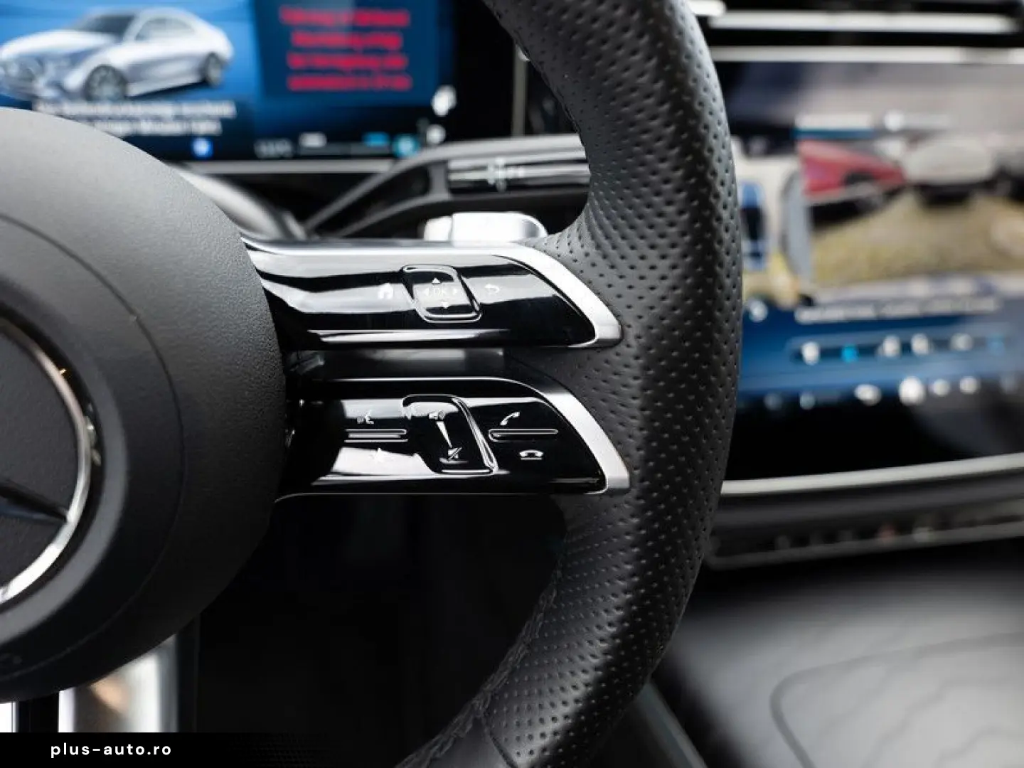 MERCEDES-BENZ E 220 d 4M AMG-Sport Super Pano Burm AHK Night