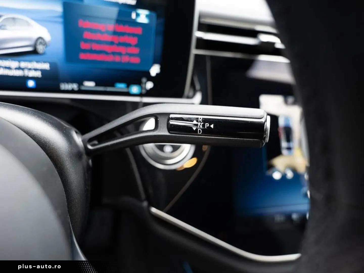 MERCEDES-BENZ E 220 d 4M AMG-Sport Super Pano Burm AHK Night