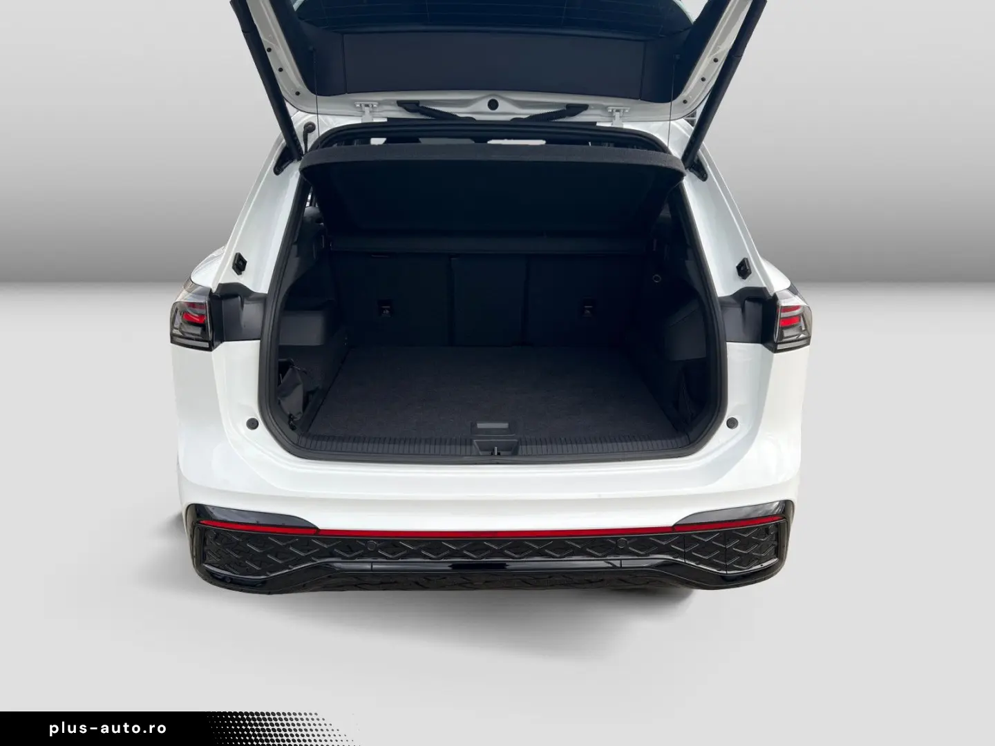 VW Tiguan 2.0TDI R-Line 4M DSG AHK   ACC Keyless