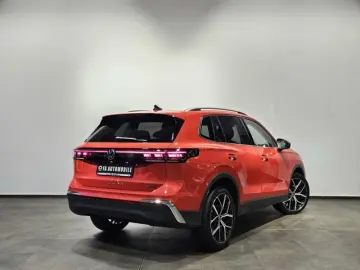 VW Tiguan Sport 4M Matrix