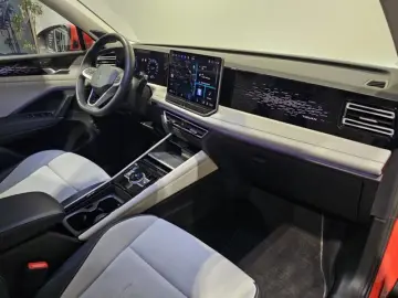 VW Tiguan Sport 4M Matrix