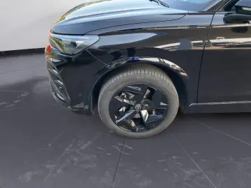 VW Tiguan 2.0 TDI R-Line DSG 4Motion