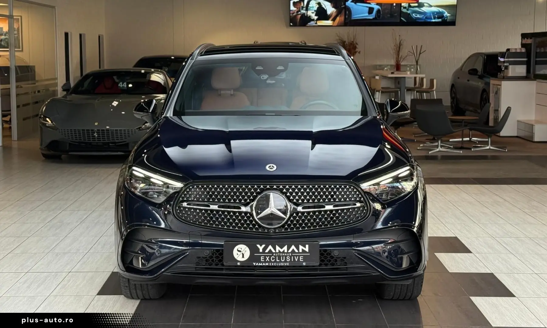 MERCEDES-BENZ GLC 300 d 4M AMG PremiumPlus Pano HuD StHzg