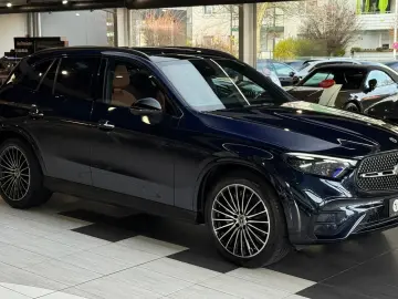 MERCEDES-BENZ GLC 300 d 4M AMG PremiumPlus Pano HuD StHzg