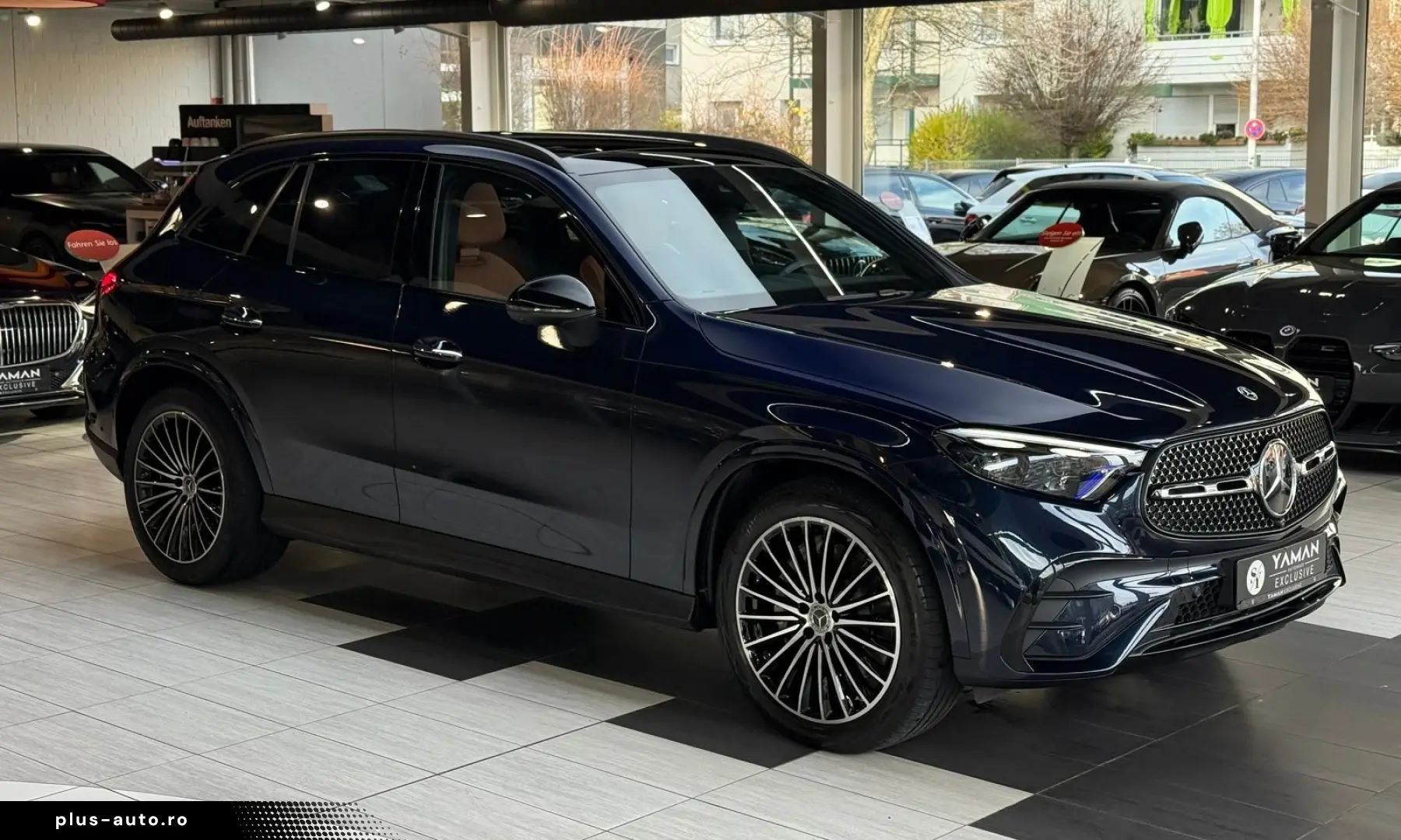 MERCEDES-BENZ GLC 300 d 4M AMG PremiumPlus Pano HuD StHzg