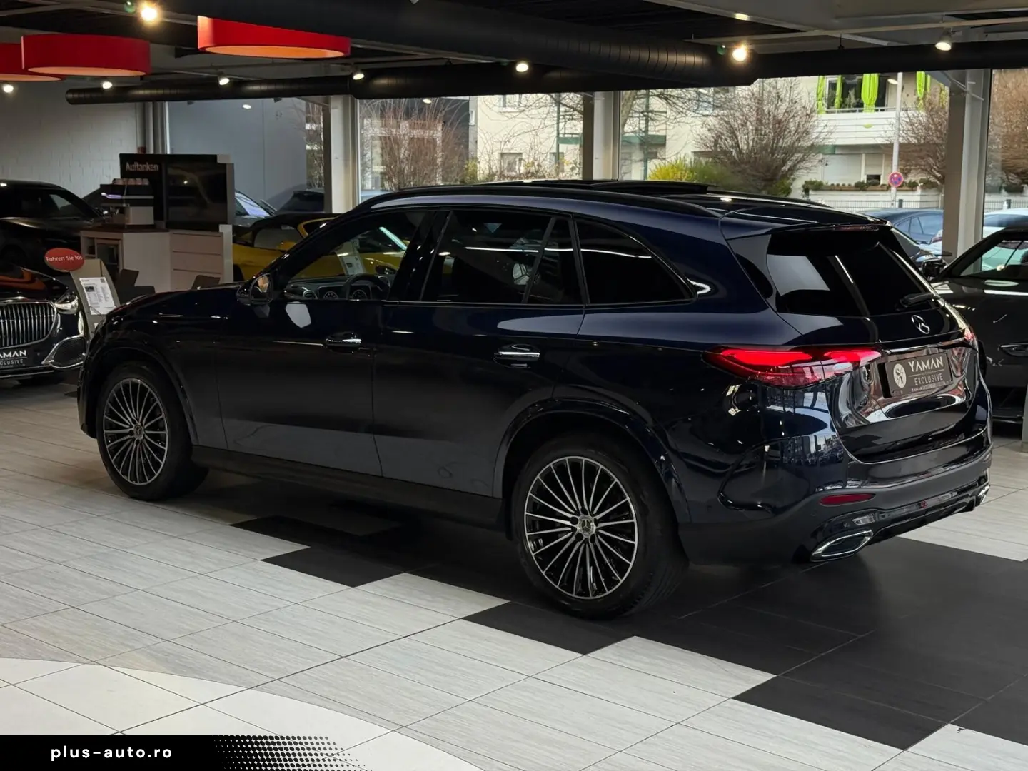 MERCEDES-BENZ GLC 300 d 4M AMG PremiumPlus Pano HuD StHzg