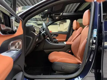 MERCEDES-BENZ GLC 300 d 4M AMG PremiumPlus Pano HuD StHzg