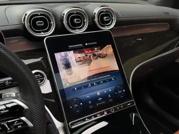 MERCEDES-BENZ GLC 300 d 4M AMG PremiumPlus Pano HuD StHzg