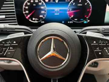 MERCEDES-BENZ d 4Matic Coupe AMG '22Zoll Burm N&hellip;