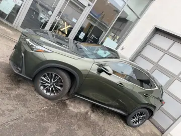 LEXUS NX 450h  E-Four  Executive Line   Technologie &
