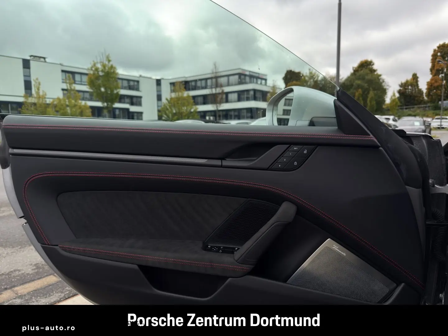 PORSCHE 992 911 Targa 4 GTS Burmester Nachtsicht LED