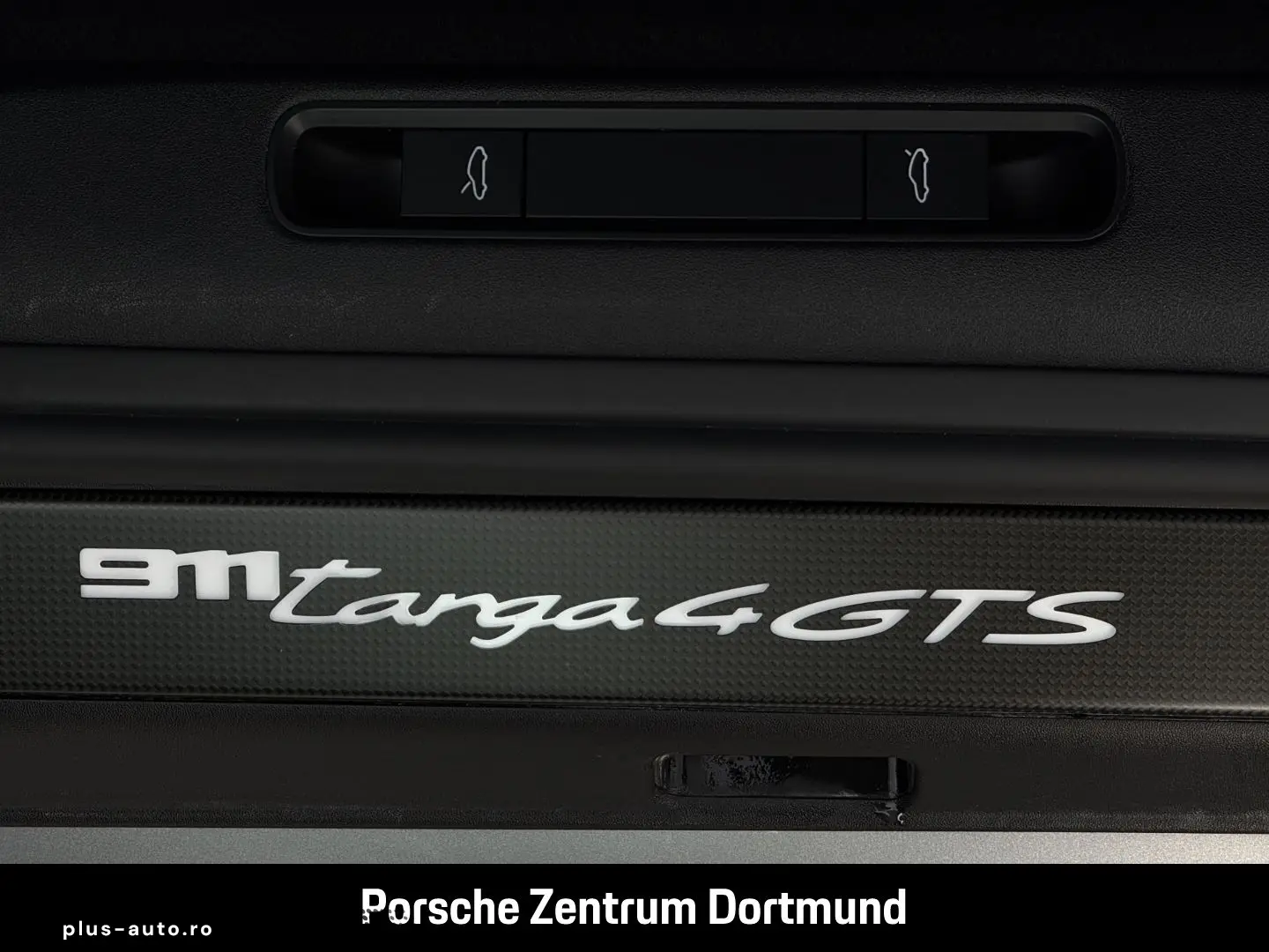 PORSCHE 992 911 Targa 4 GTS Burmester Nachtsicht LED