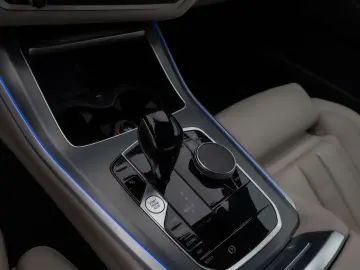 BMW X5 xD30d M Sport Kamera HUD DAB HiFi Komfort 20