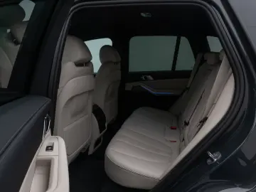 BMW X5 xD30d M Sport Kamera HUD DAB HiFi Komfort 20