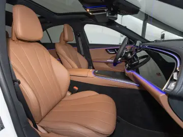 MERCEDES-BENZ E 200 Limousine ACC LED Navi Pano SD S&hellip;